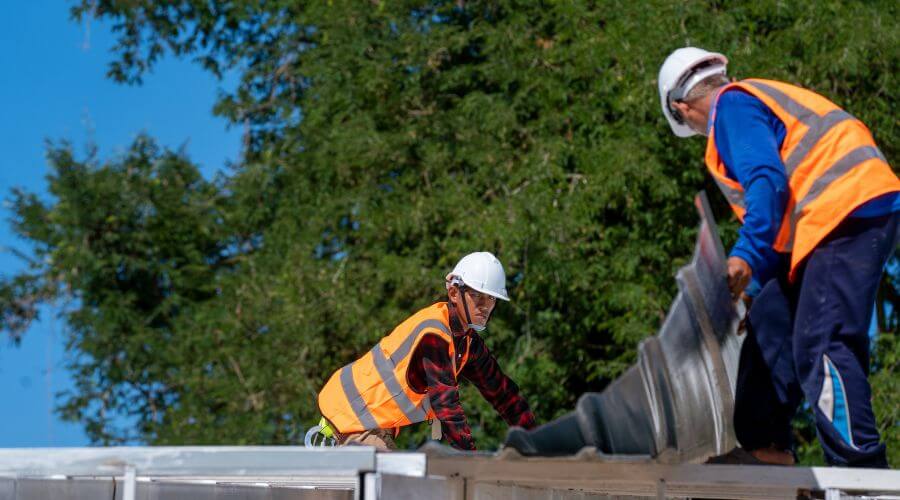 Professional residential roofers in Norwood, MA